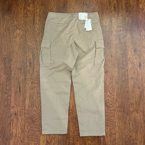 Uniqlo Men's Cargo Pants - Khaki - Picture 3 of 5